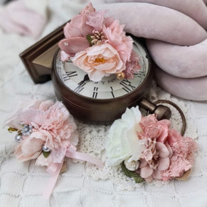 Hope's Little Bowtique || Luxe flower crown || VARIETY